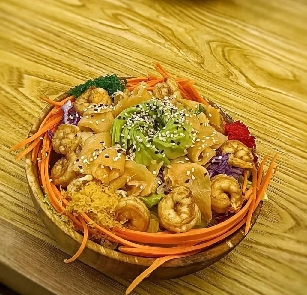 رستوران غذاهای ژاپنی و آسیایی یاسوشی در جنت آباد تهران