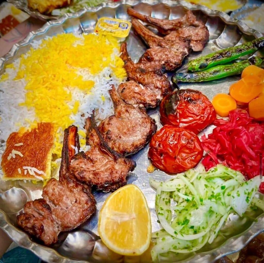 سفره خانه سنتی ال سون در اسلامشهر تهران