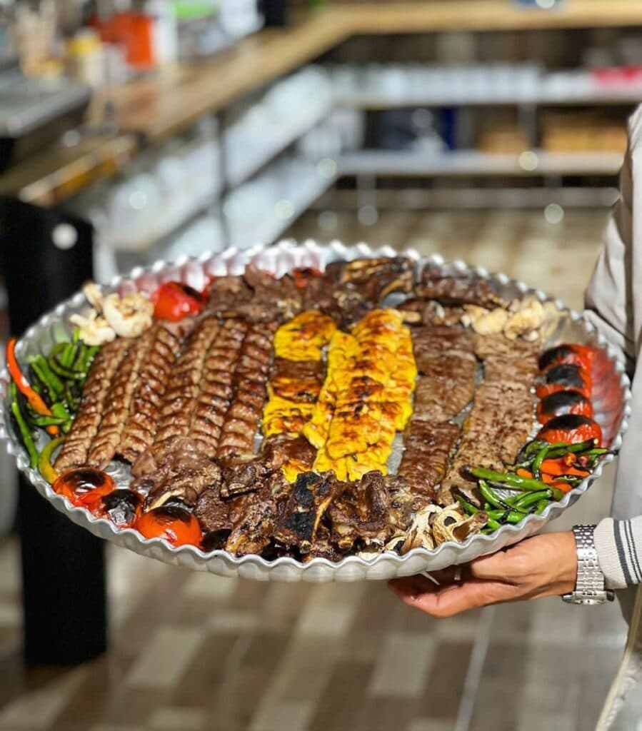 رستوران و کباب سرای ده بالا در کرمان