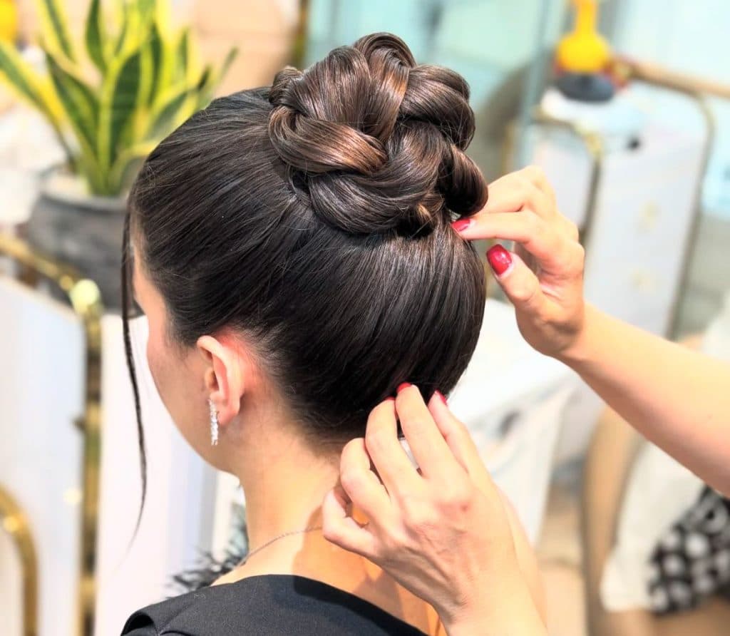 سالن زیبایی رعنا دهقانی در هروی تهران