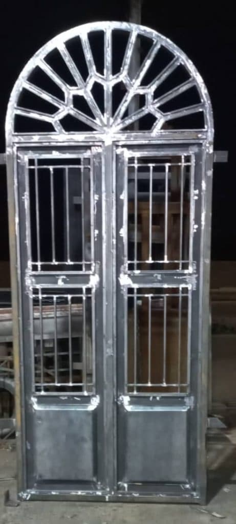 درب و پنجره سازی جهان صنعت در شیراز