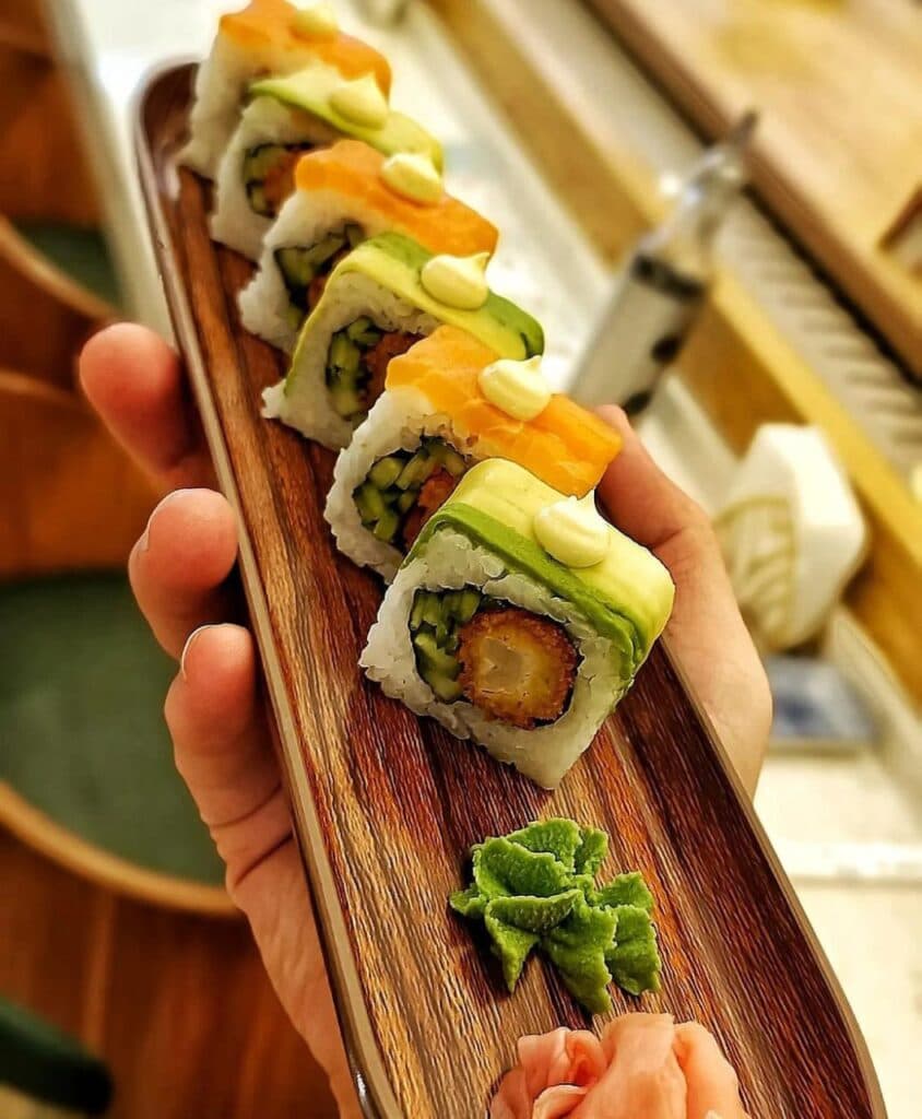 رستوران غذاهای ژاپنی و آسیایی یاسوشی در جنت آباد تهران