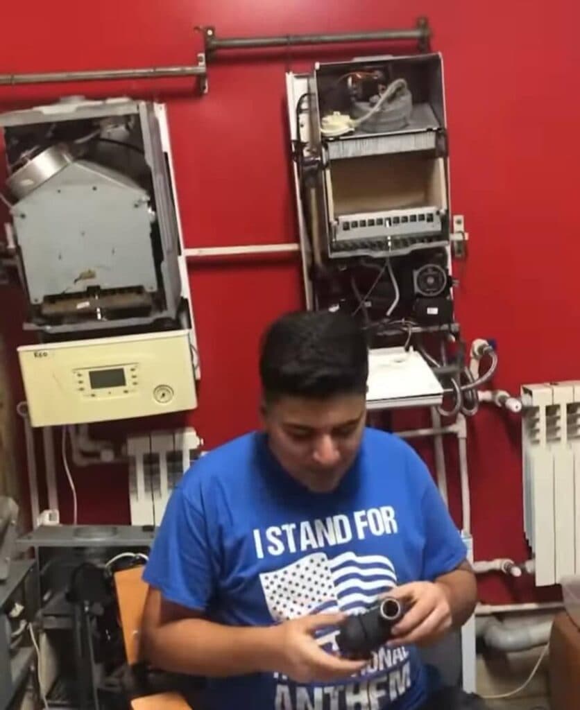 آموزشگاه فنی و حرفه ای فن برتر در فردیس کرج