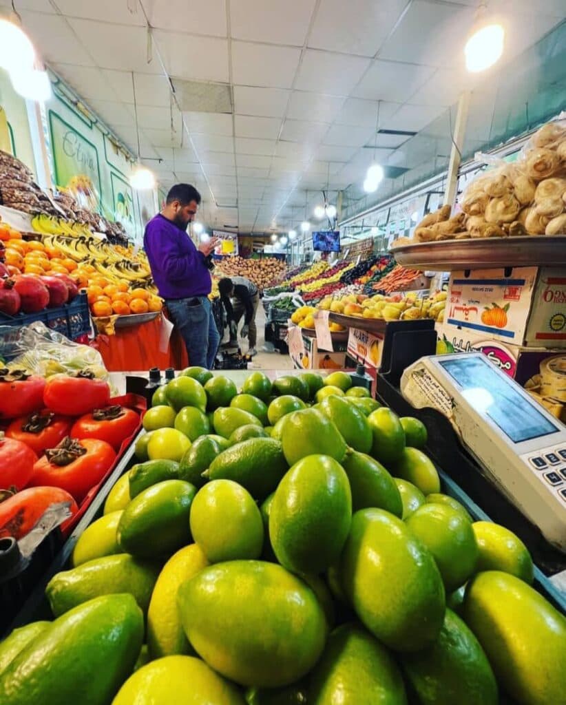 هایپر میوه بزرگ رستمی اتما در مشهد