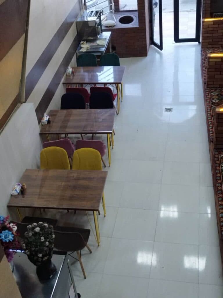 کافه رستوران ژیرو در سنندج