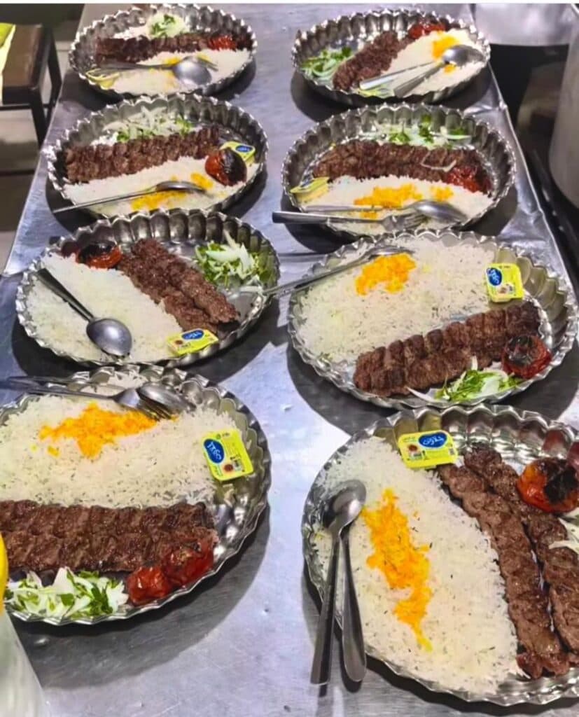 سفره خانه سنتی ال سون در اسلامشهر تهران