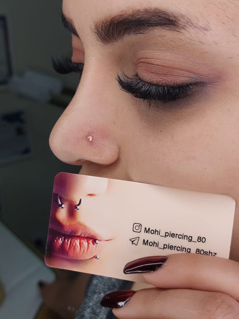 خدمات تخصصی پیرسینگ و چال لپ محی در شیراز