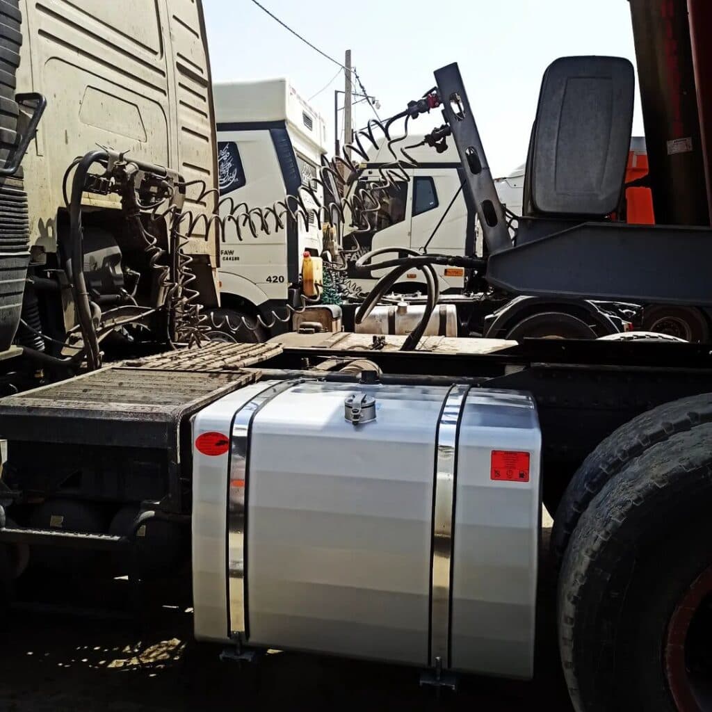 باک سازی ماشین سنگین کامیون و کامیونت اطمینان در یزد