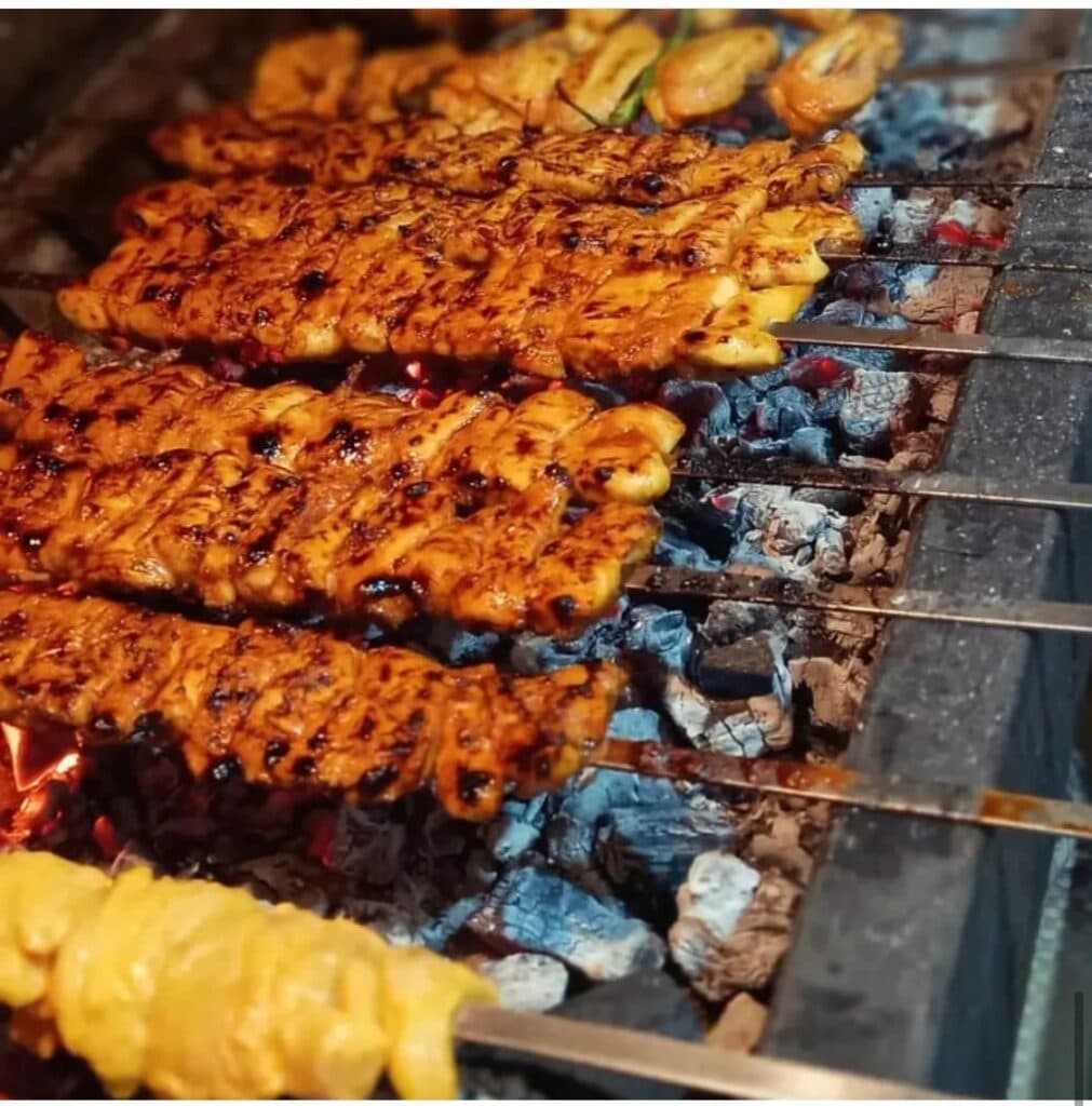 کبابی بهمن کانی گویزی بانه