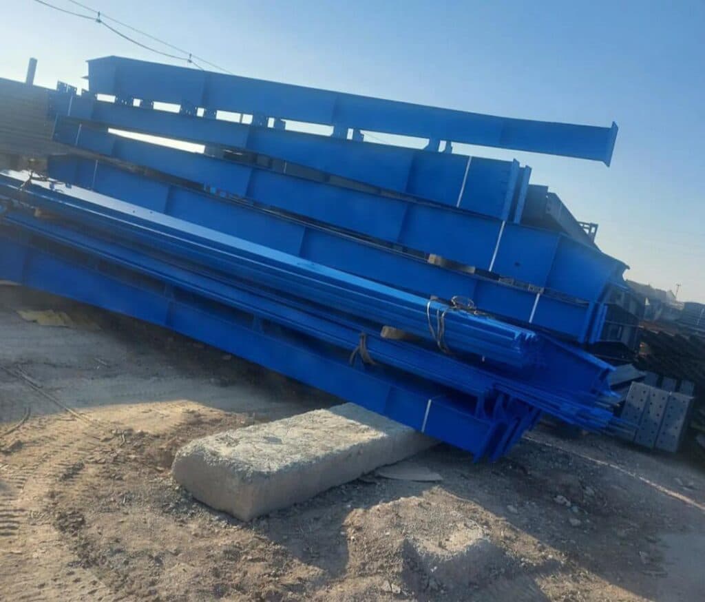 طراحی و ساخت سازه های فلزی سبک و سنگین شرکت آریا نوین سوله آذر در تهران