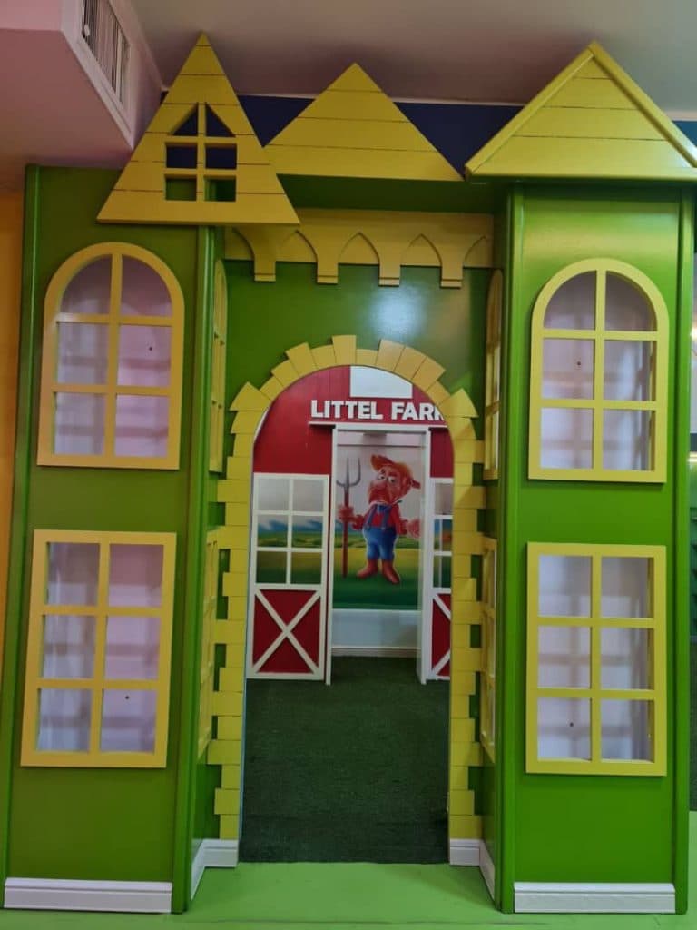 خانه بازی کودک و سالن تولد سرزمین رویایی در شیراز