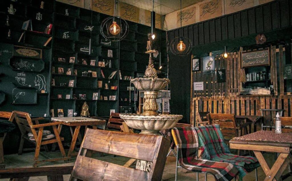 کافه کلبه چوبی در تبریز