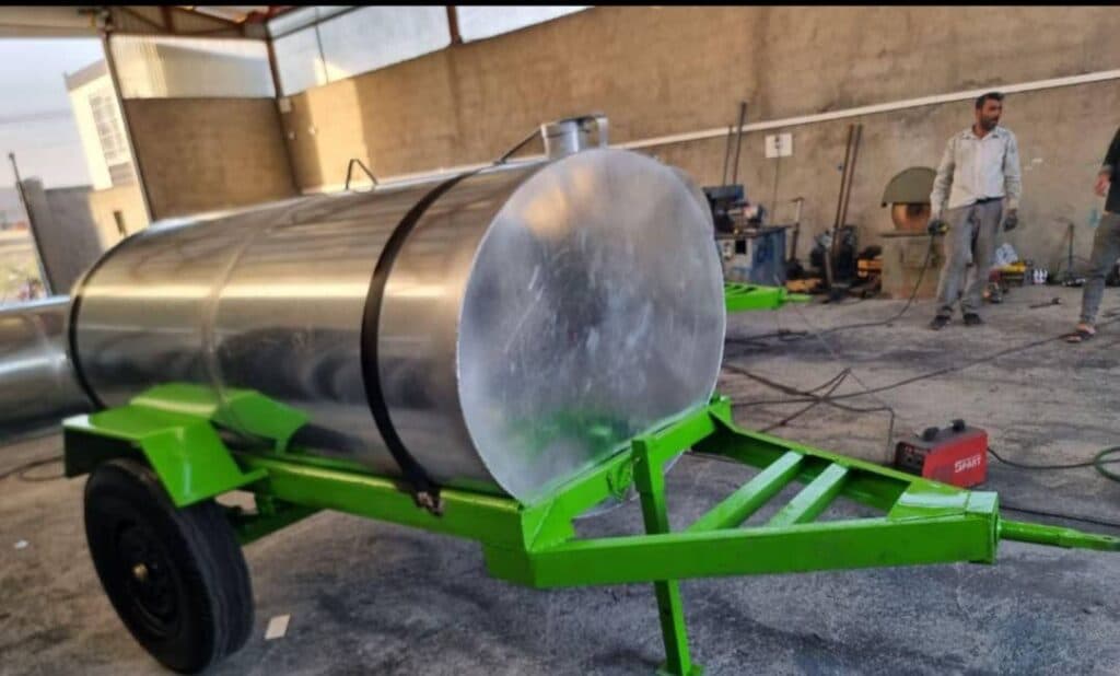 تولید و فروش تانکر آب گالوانیزه چرخدار و علف خورد کن تیزرو صنعت تبریز