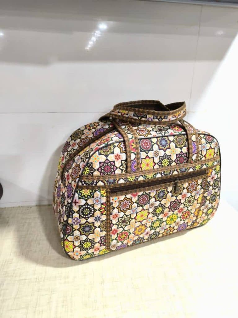 تولیدی کیف سنتی و برزنتی محمدنعیم حسنی نژاد در تبریز