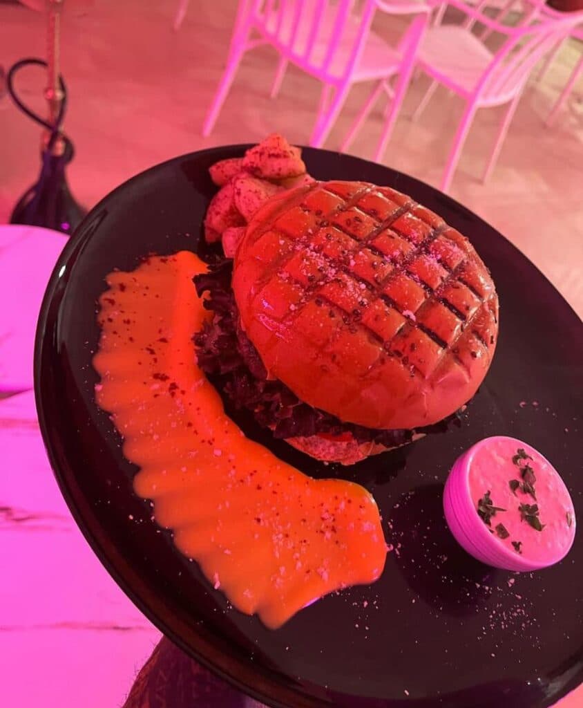 کافه فست فود dreams دیریمز در صدرا شیراز