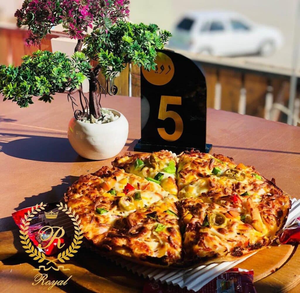 کافه رستوران رویال در مسجدسلیمان