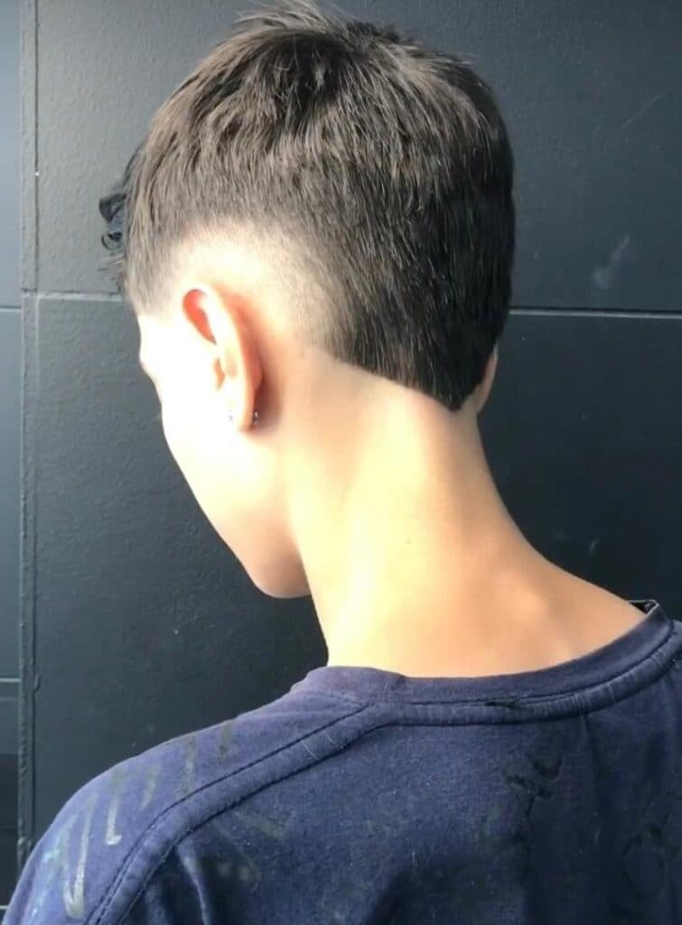 آکادمی تخصصی و پیرایش مردانه آزاد در مهرشهر کرج