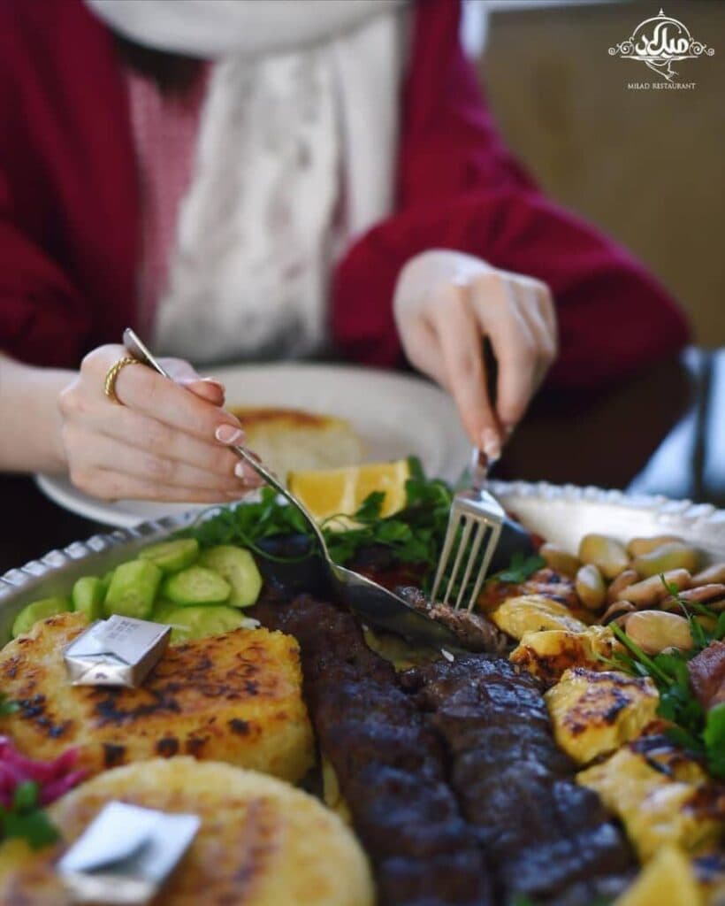 رستوران ساحلی میلاد در بندرانزلی