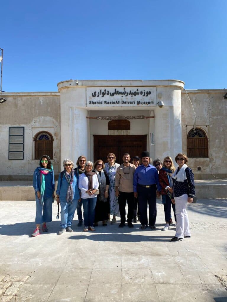 خدمات تور گردشگری لیو در بوشهر