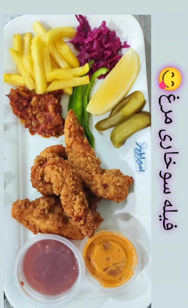 رستوران سنتی امپراطور دشت ارژن در شیراز