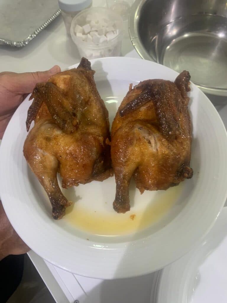 رستوران اکبرجوجه شعبه رسمی برادران کلبادی در قم