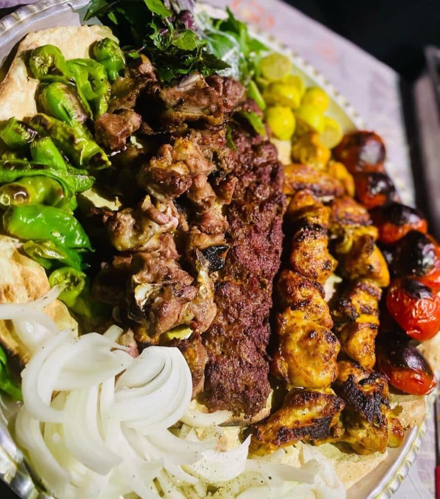 کباب بناب و کبابسرای سینا در ایذه