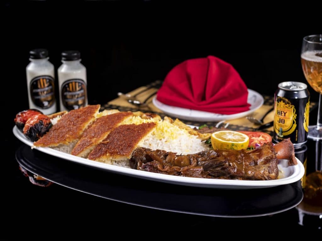 مجموعه رستوران های شاندیز شاذ در یزد