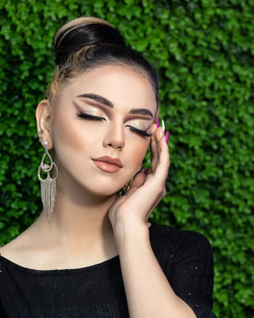 سالن و آموزشگاه مراقبت زیبایی سمیرا جاودان در رامهرمز