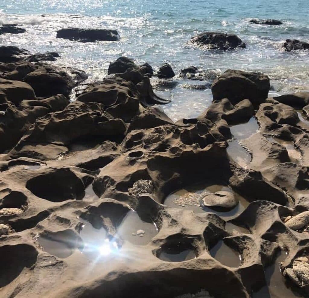 خدمات گردشگری دریایی ناخدای هفت دریا در بندر مقام