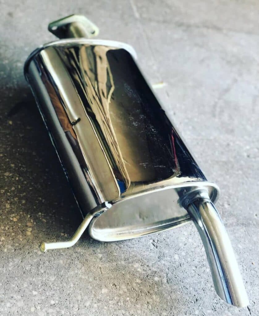 اگزوزسازی رشیدی تولید و پخش و تعمیر اگزوز سواری در یزد