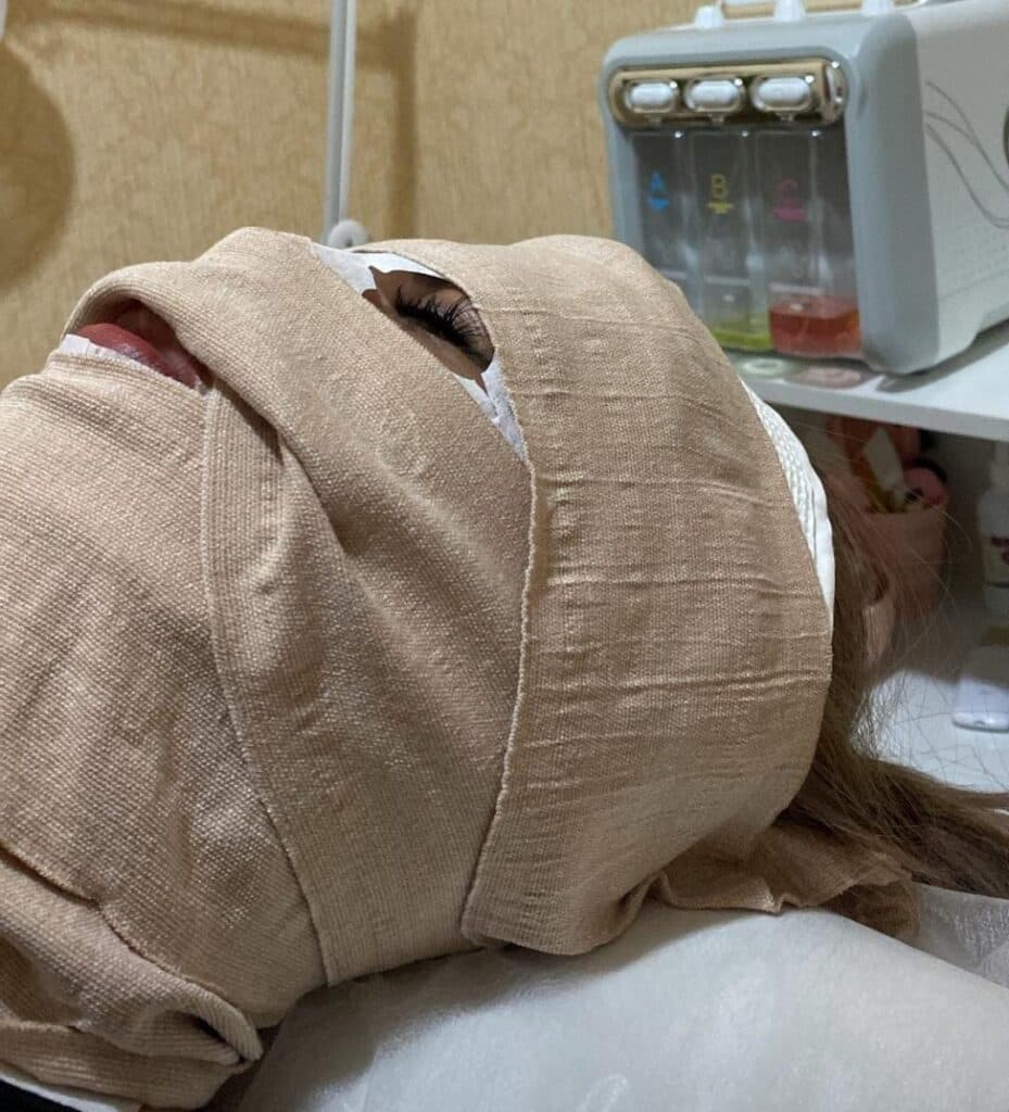 سالن زیبایی شیوانا در بم