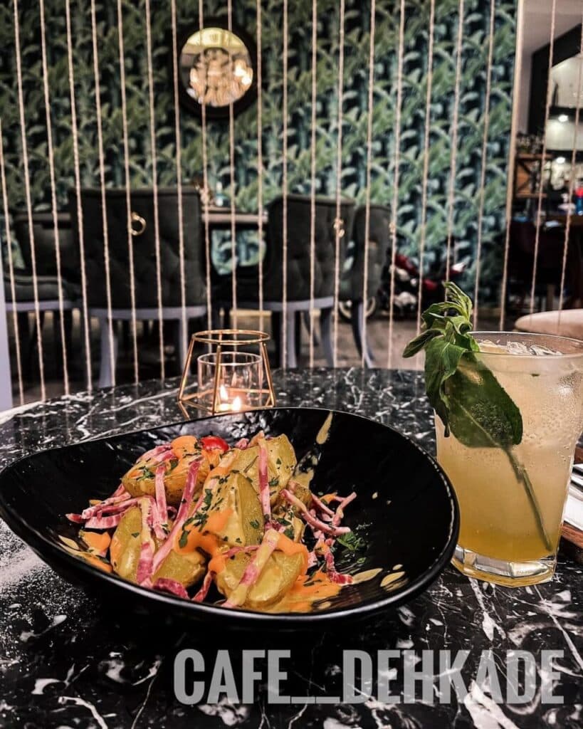 کافه رستوران دهکده در کیش