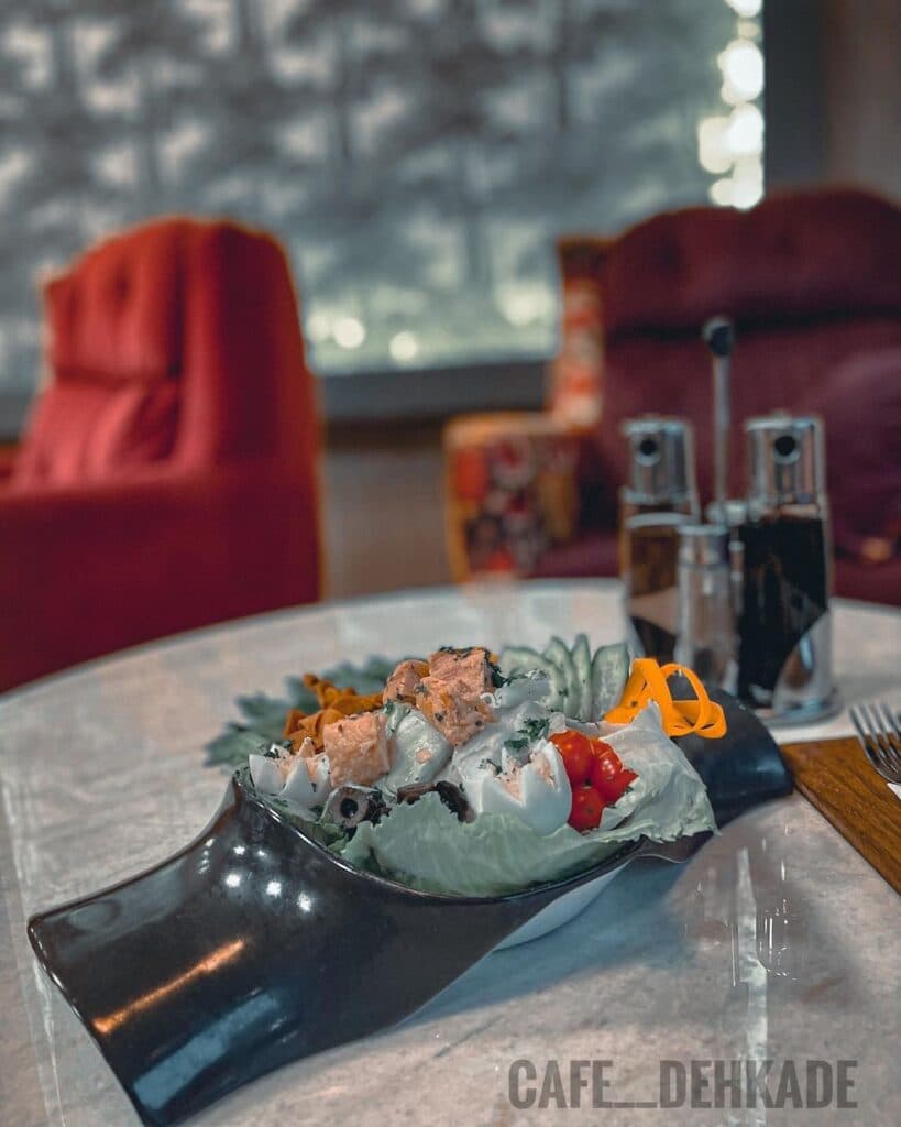 کافه رستوران دهکده در کیش