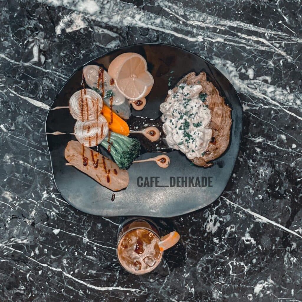 کافه رستوران دهکده در کیش