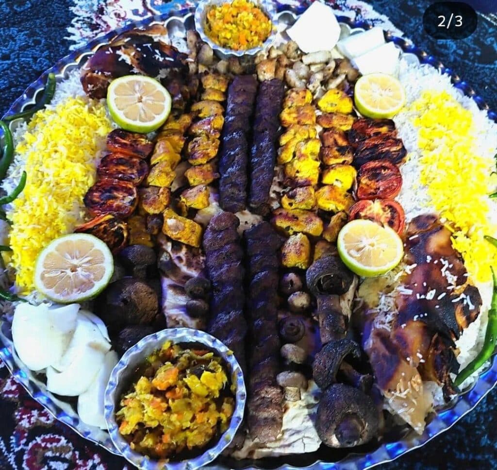 کافه رستوران عمارت کهن در شوشتر