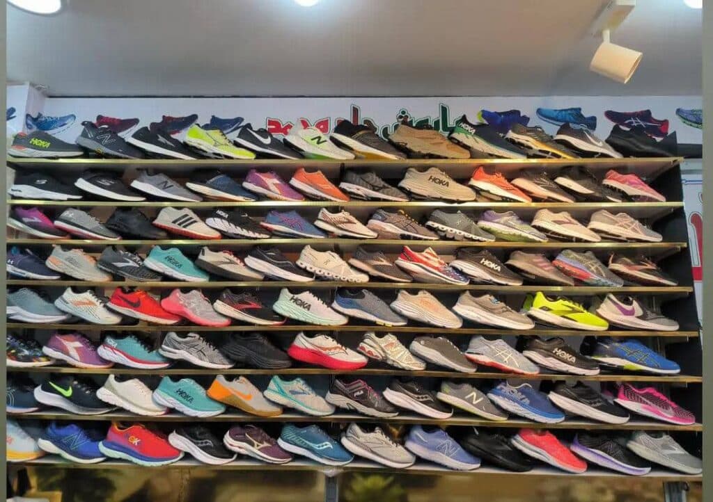 فروش کفش اسپرت و کوهنوردی تاناکورا خاص ۲۰۲۱ در زاهدان