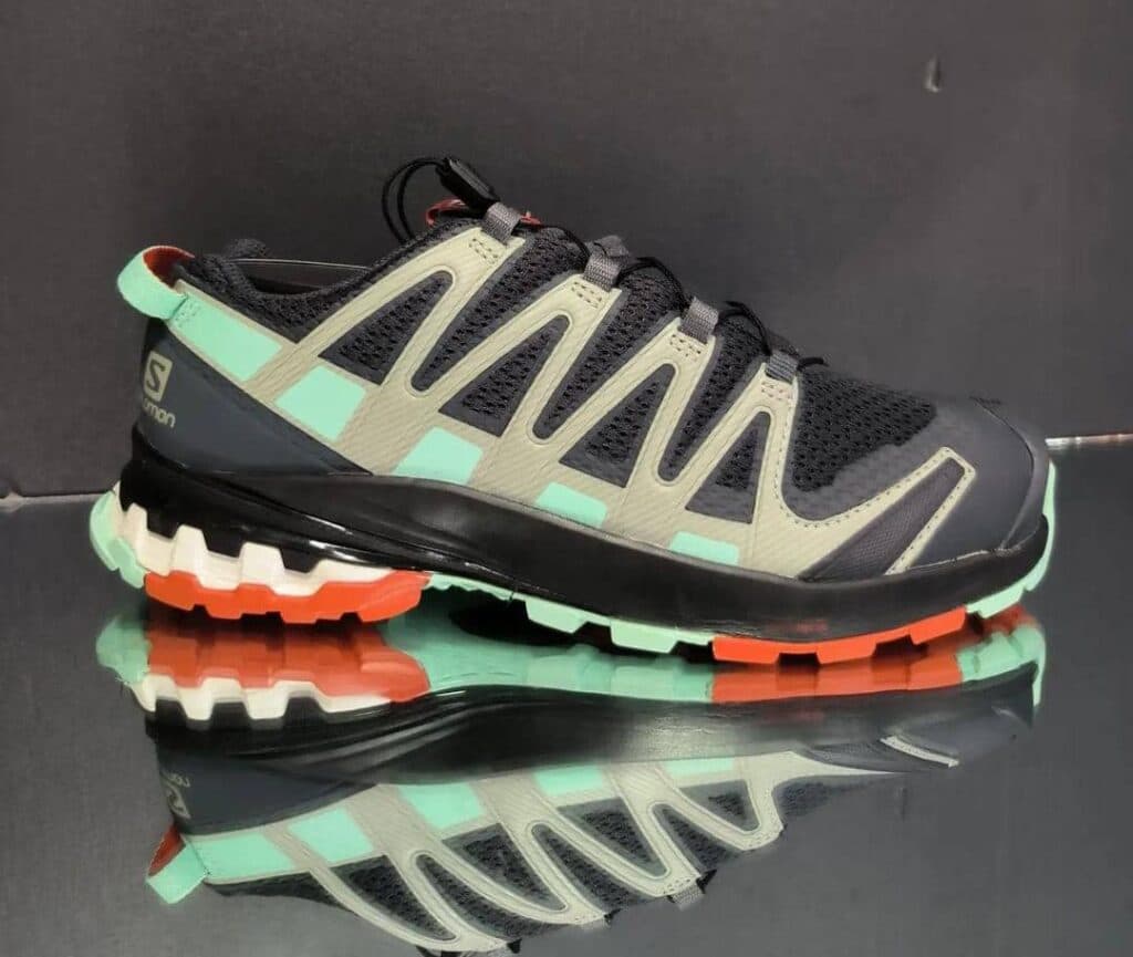 فروش کفش اسپرت و کوهنوردی تاناکورا خاص ۲۰۲۱ در زاهدان