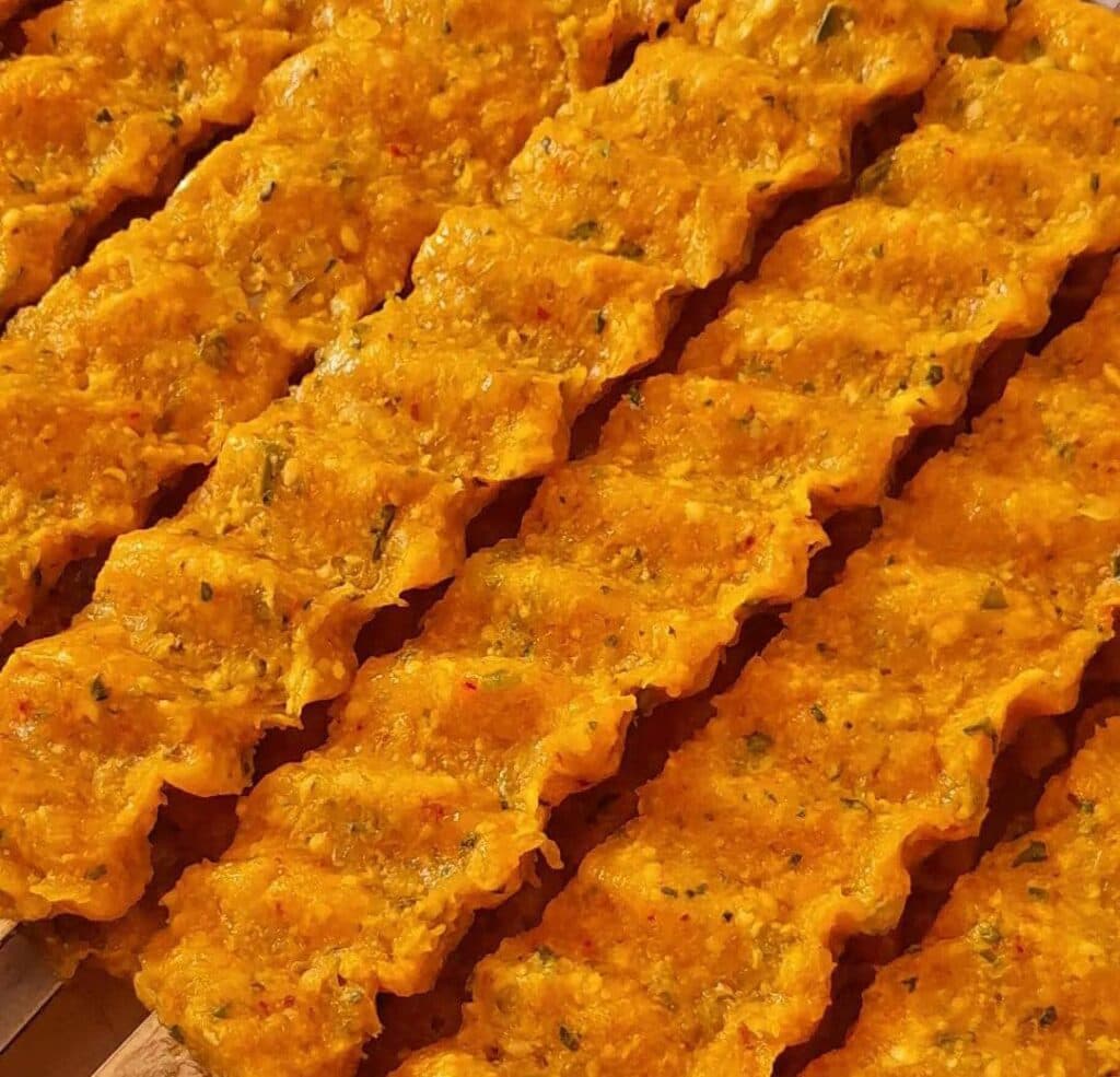 دنیای کباب انور در مهاباد