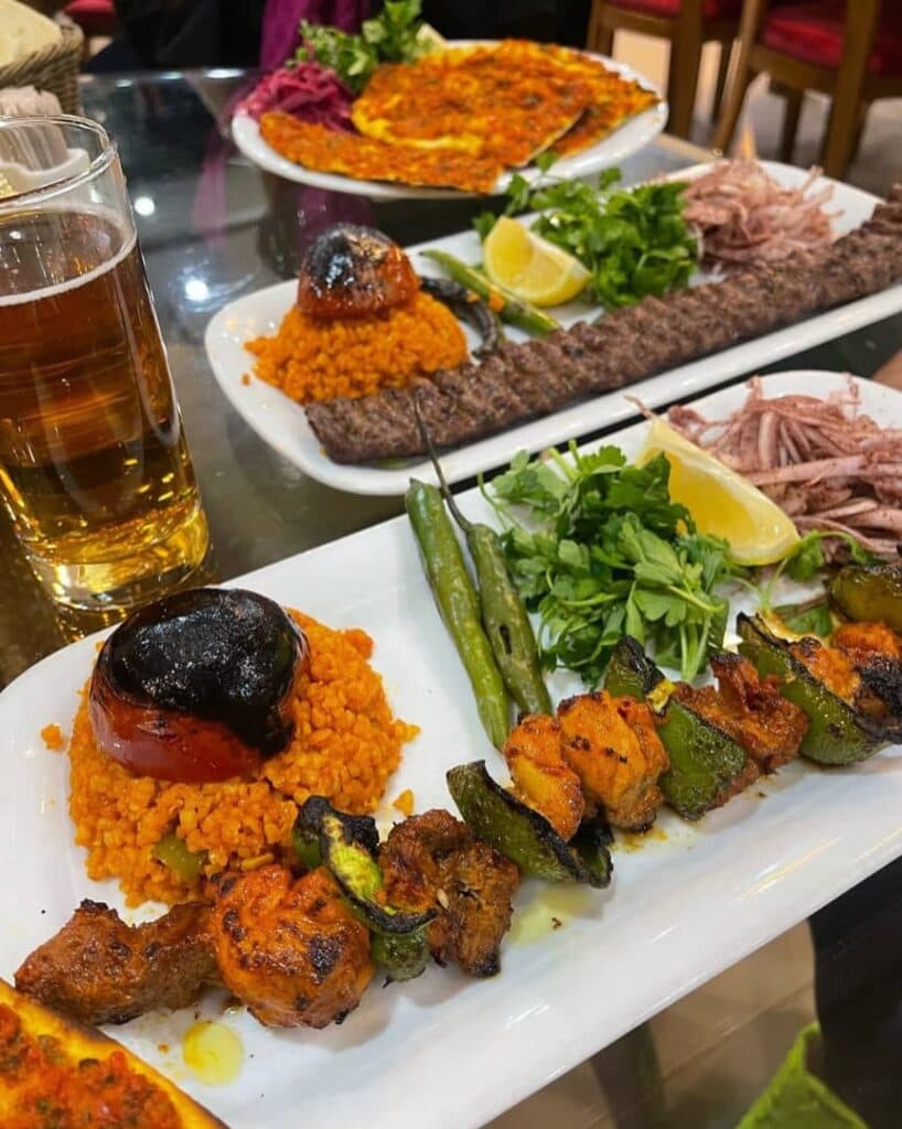 رستوران ترک محتشم در تبریز