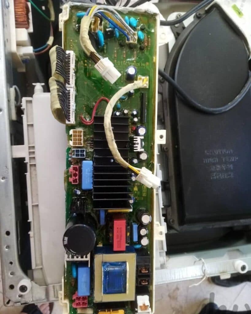 آموزش و طراحی و تعمیرات بردهای الکترونیکی ماهر الکترونیک در ملایر