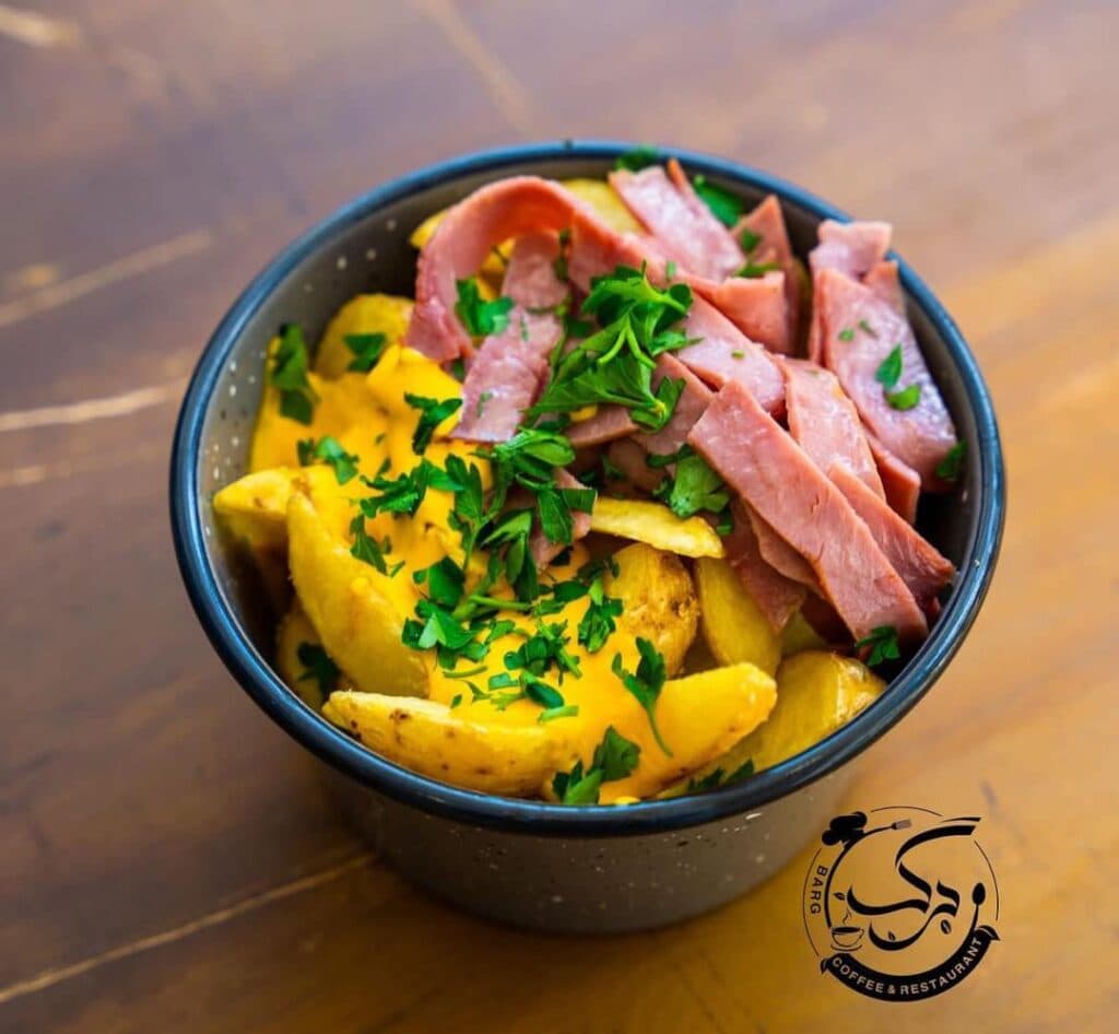 کافه رستوران برگ در سنندج