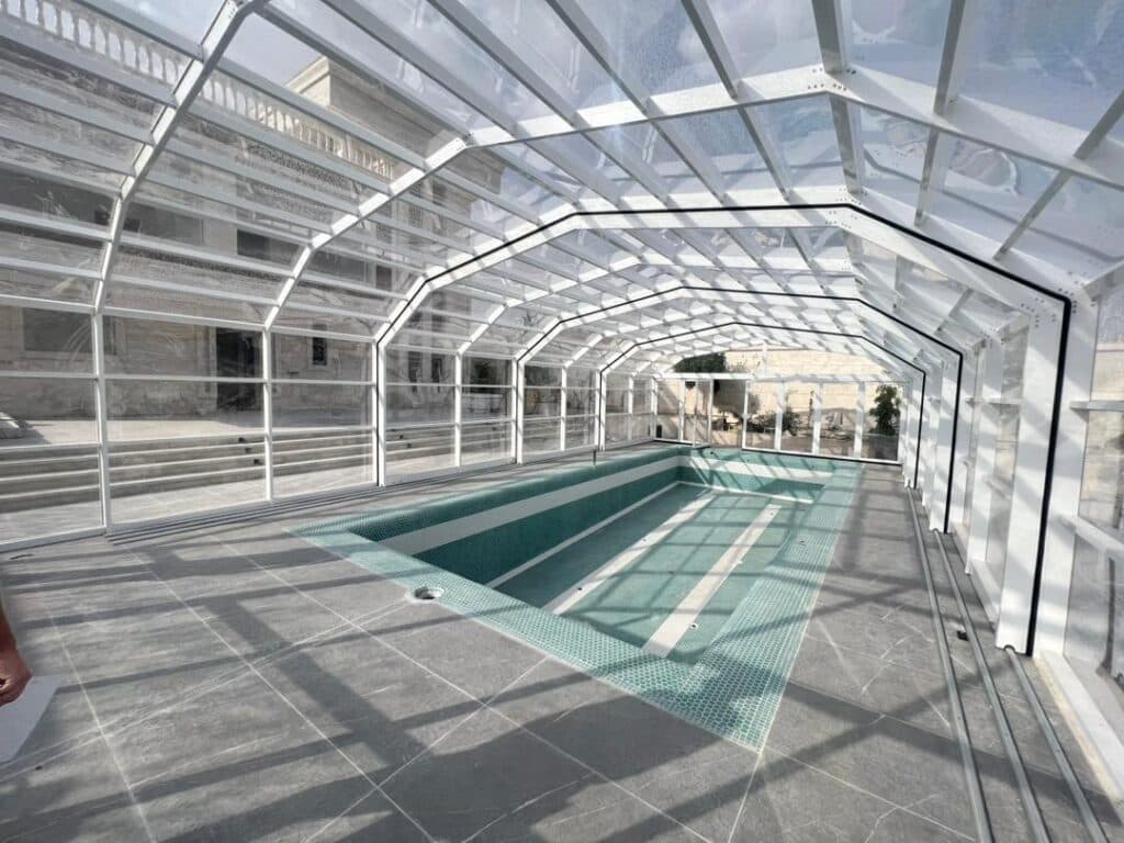 طراحی و ساخت استخر و سونا جکوزی شریان گستر لیماک در شیراز