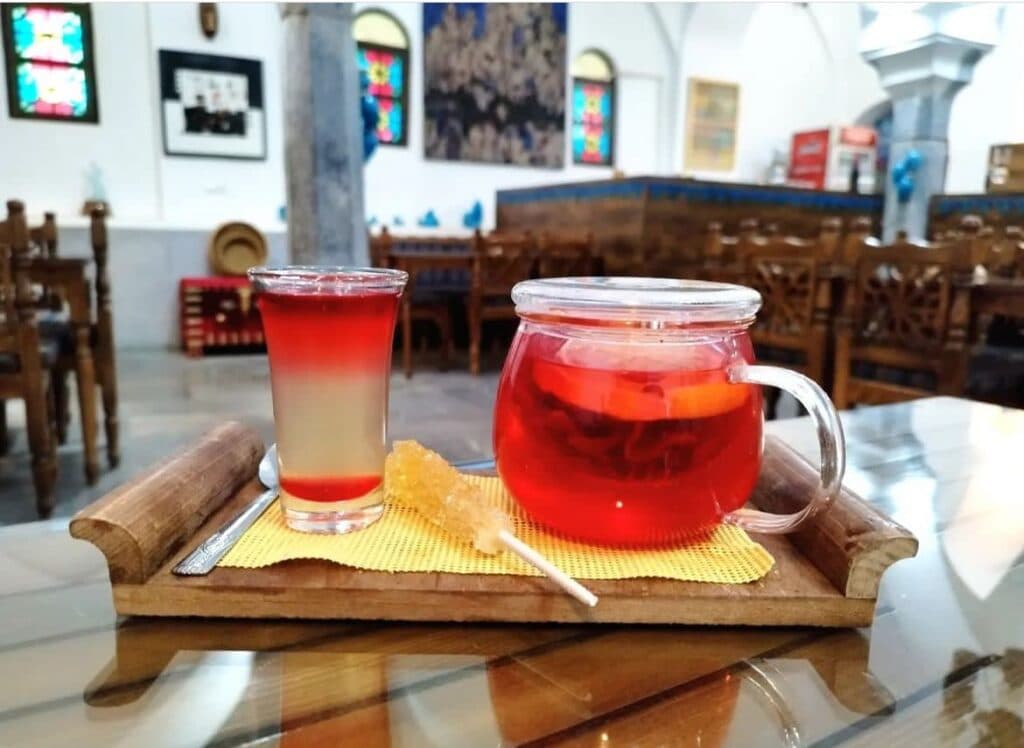 گالری و کافه رستوران کوردی کانی در سنندج