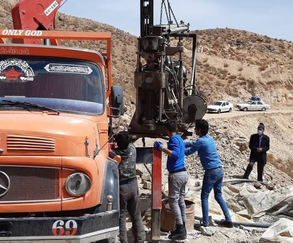 پیمانکاری حفاری مغزه گیری شیخ سامانی در طبس