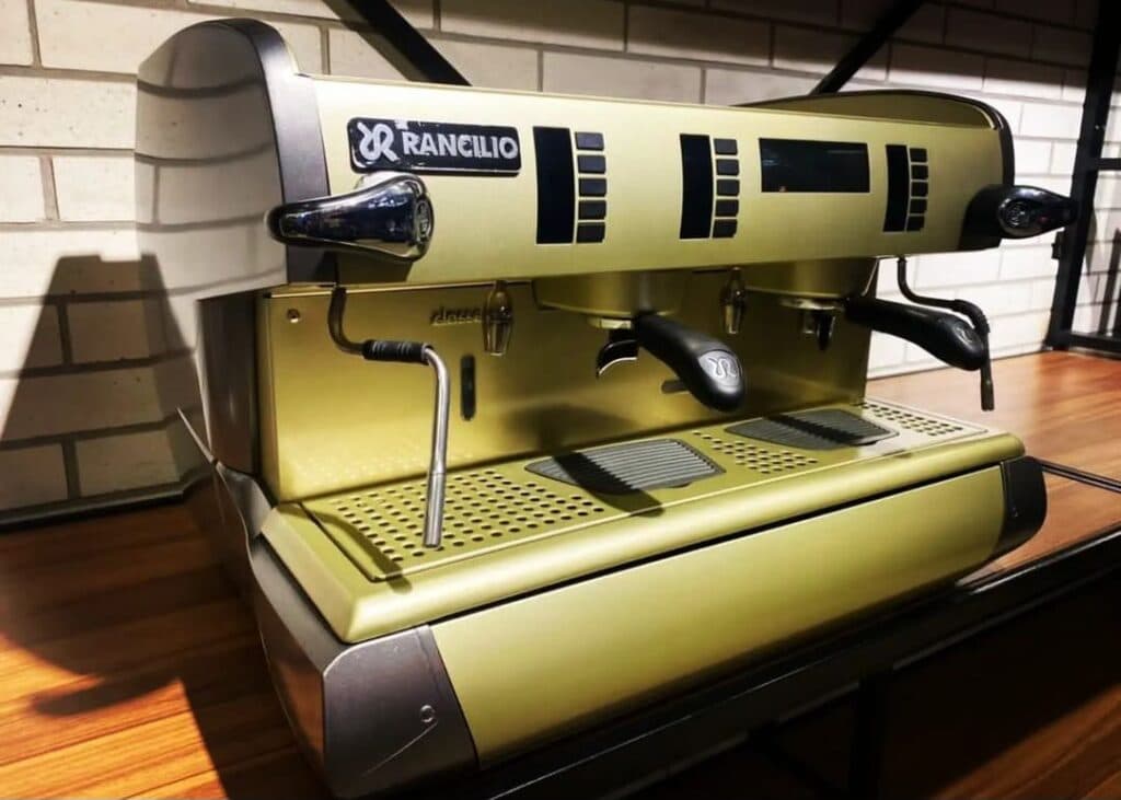 فروش و تعمیرات دستگاه های قهوه ساز صنعتی نکویی در اصفهان