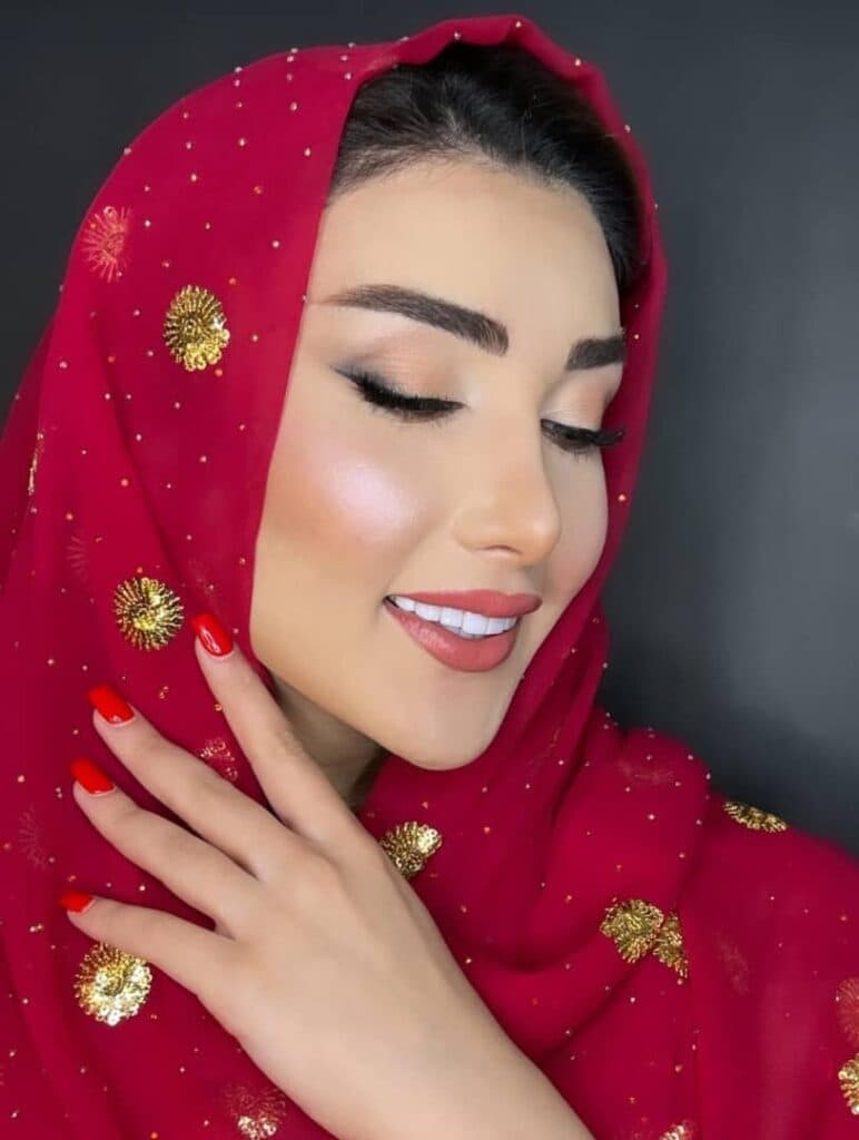 خدمات تخصصی میکاپ سحرناز توکلی در رشت