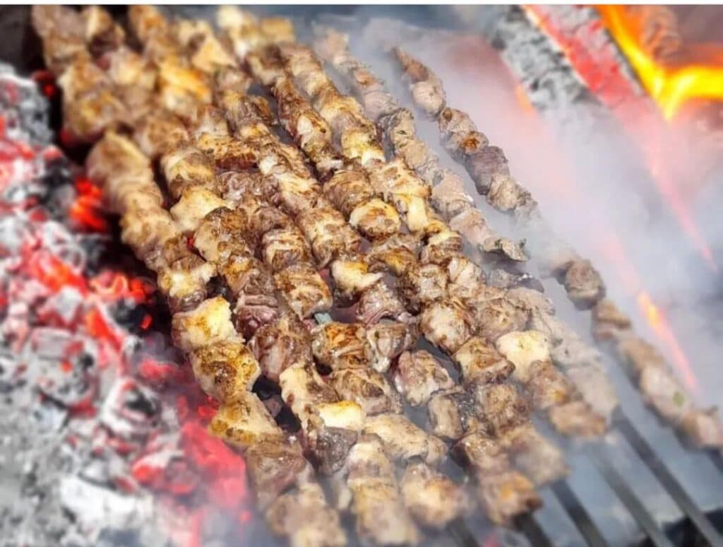 رستوران عمو حسن در قم