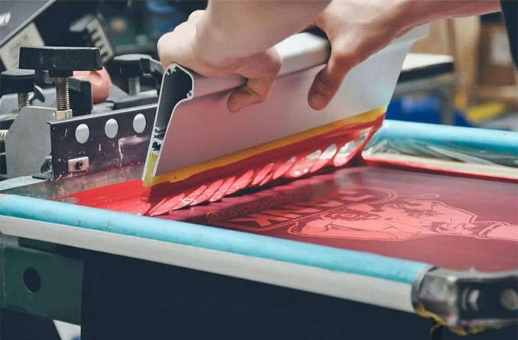 خدمات چاپ روی پلاستیک وارش در رشت