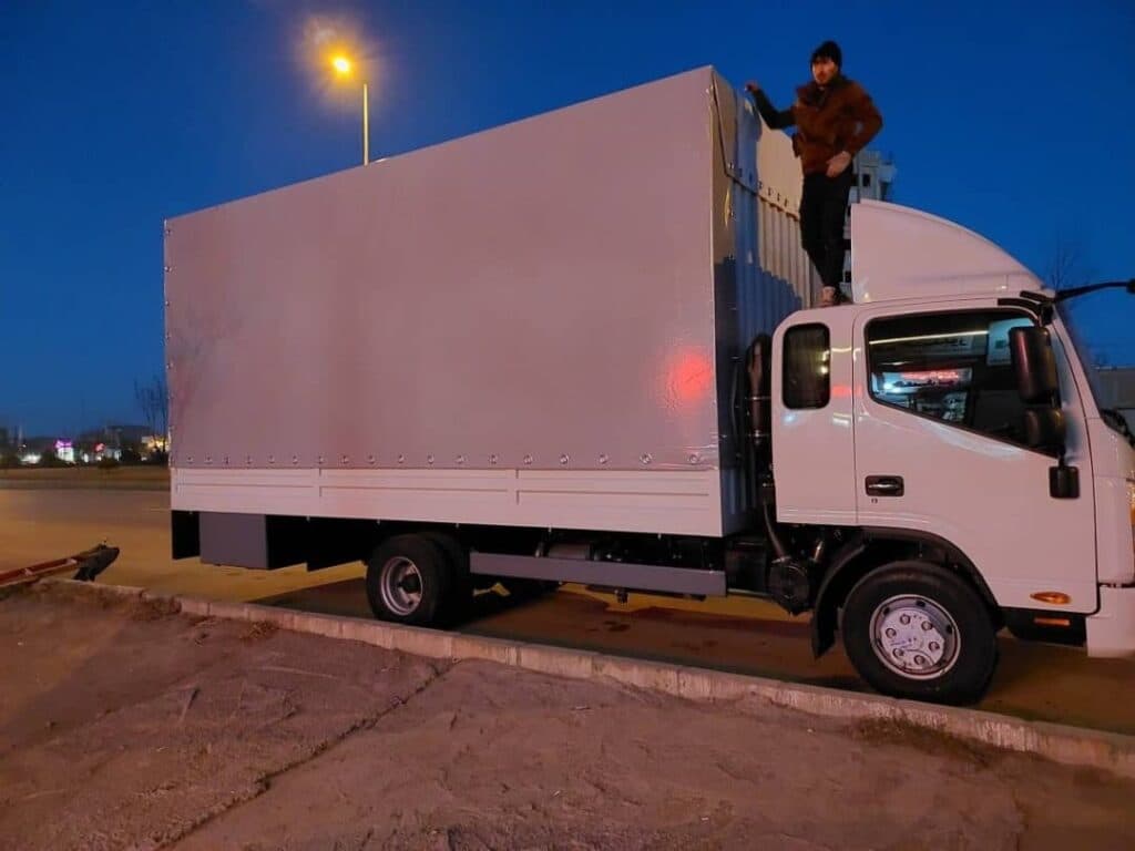 اتاقسازی ماشین سنگین برادران پناهی در اردبیل