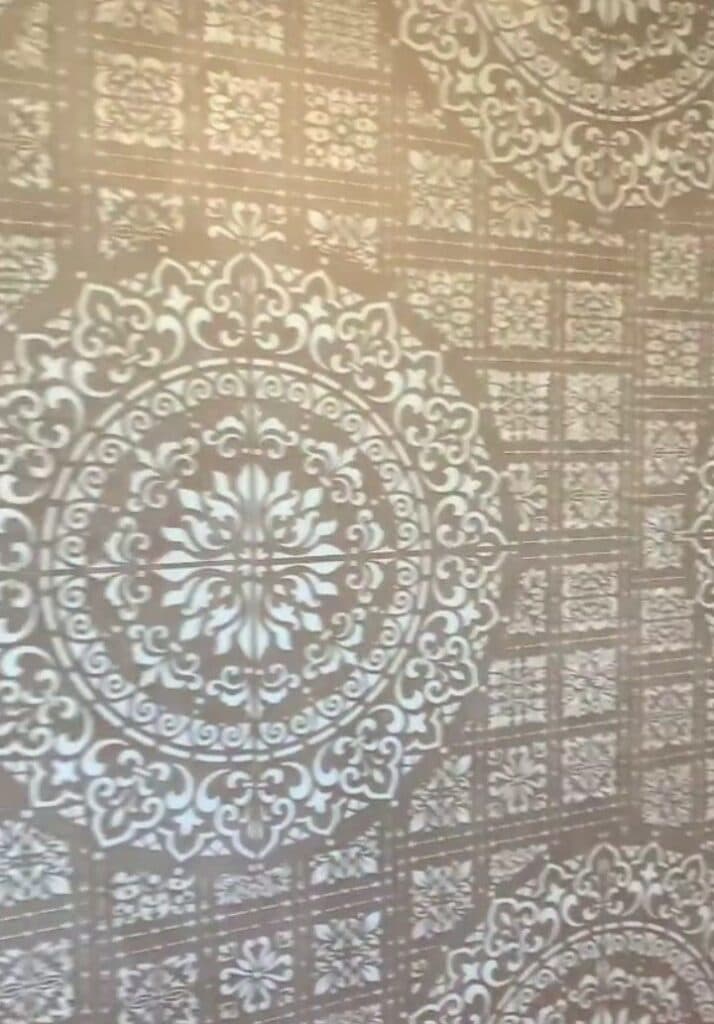 اجرای پتینه و گچ بری و رنگ آمیزی ساختمان نقش آفرین در شیراز